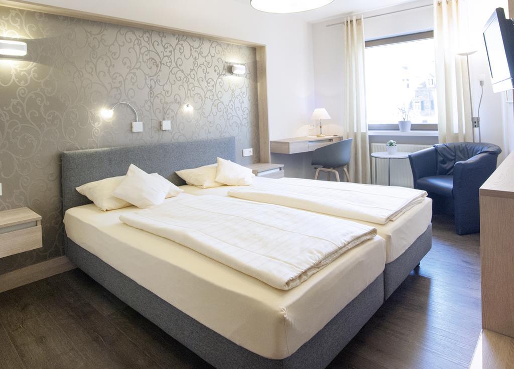 Weinhotel St. Stephanus زلتنغن راختخ المظهر الخارجي الصورة