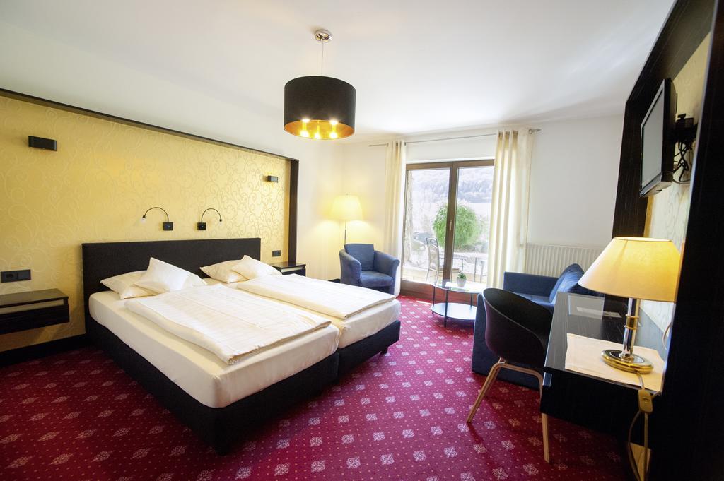 Weinhotel St. Stephanus زلتنغن راختخ المظهر الخارجي الصورة